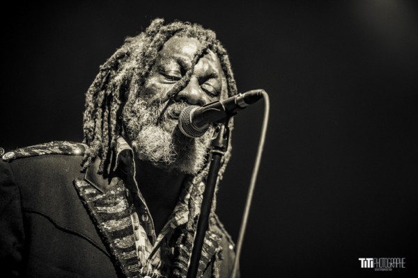 Winston Mcanuff & Fixi