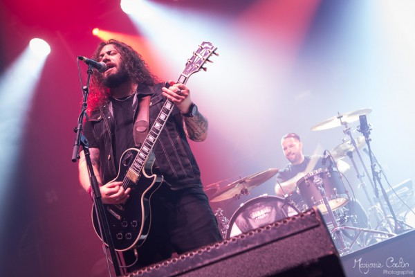 hangman's chair, zenith de paris, 2019, mass hysteria